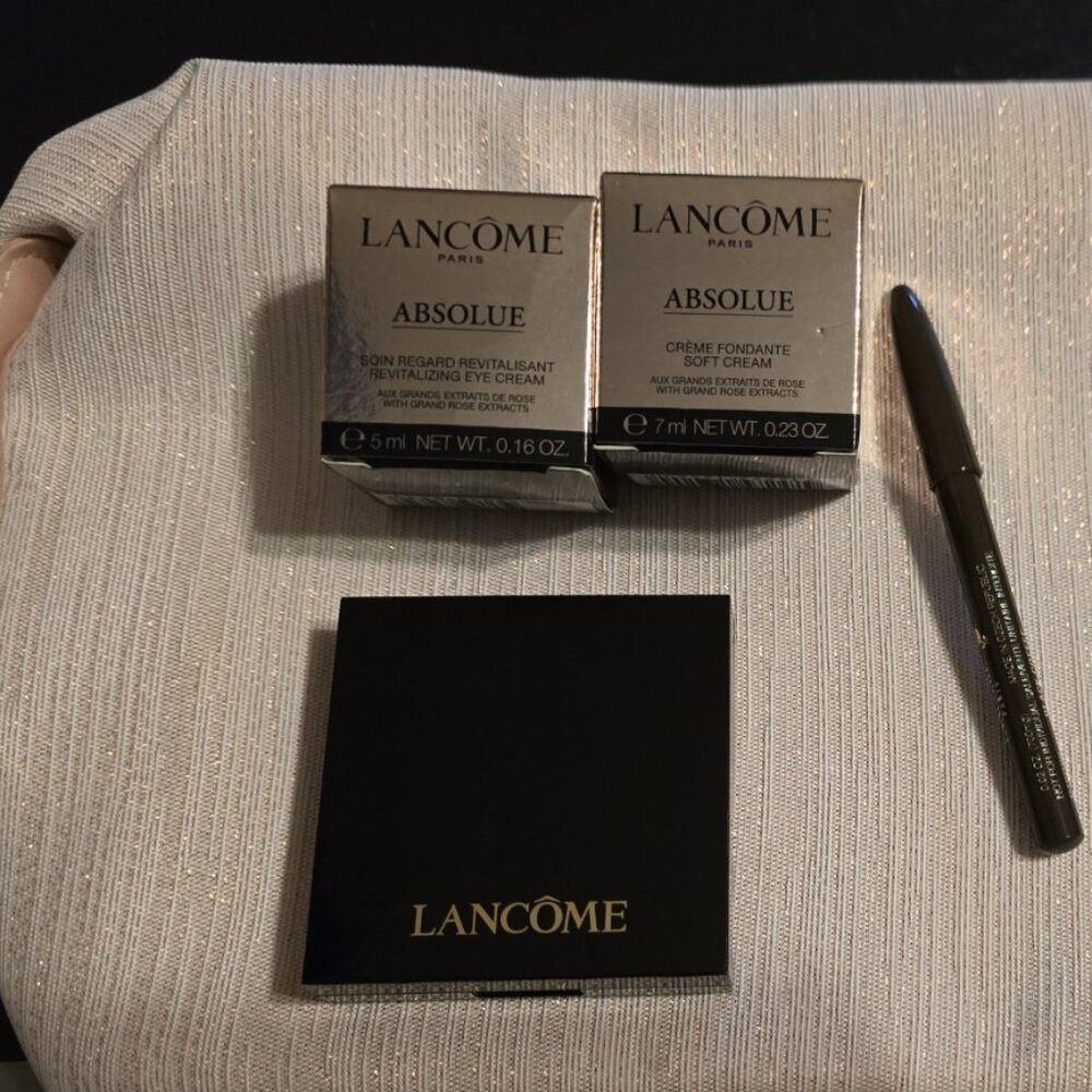 NIB Lancome Gift Set with bag